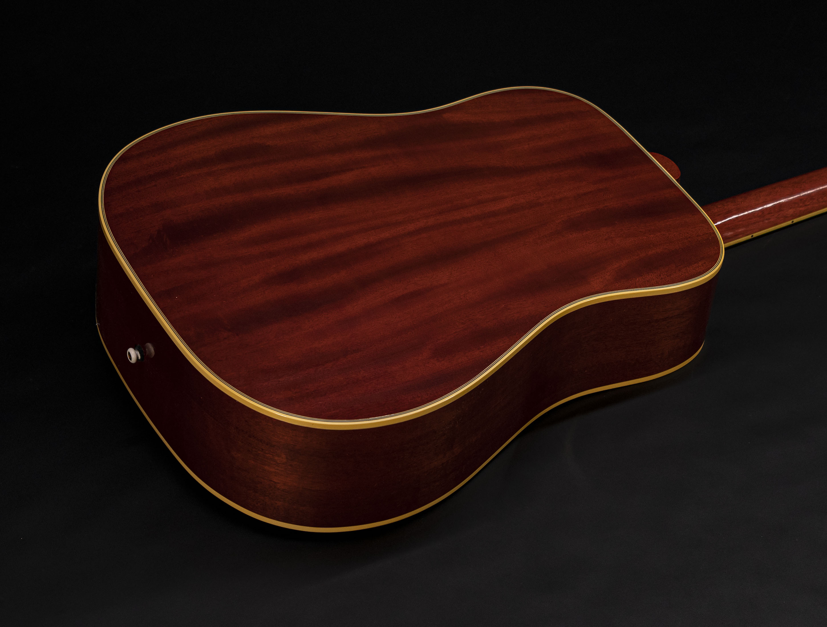 Show gallery (20 images) a10-5481 gibson-hummingbird-1960-historic-heritage-cherry-sunburst