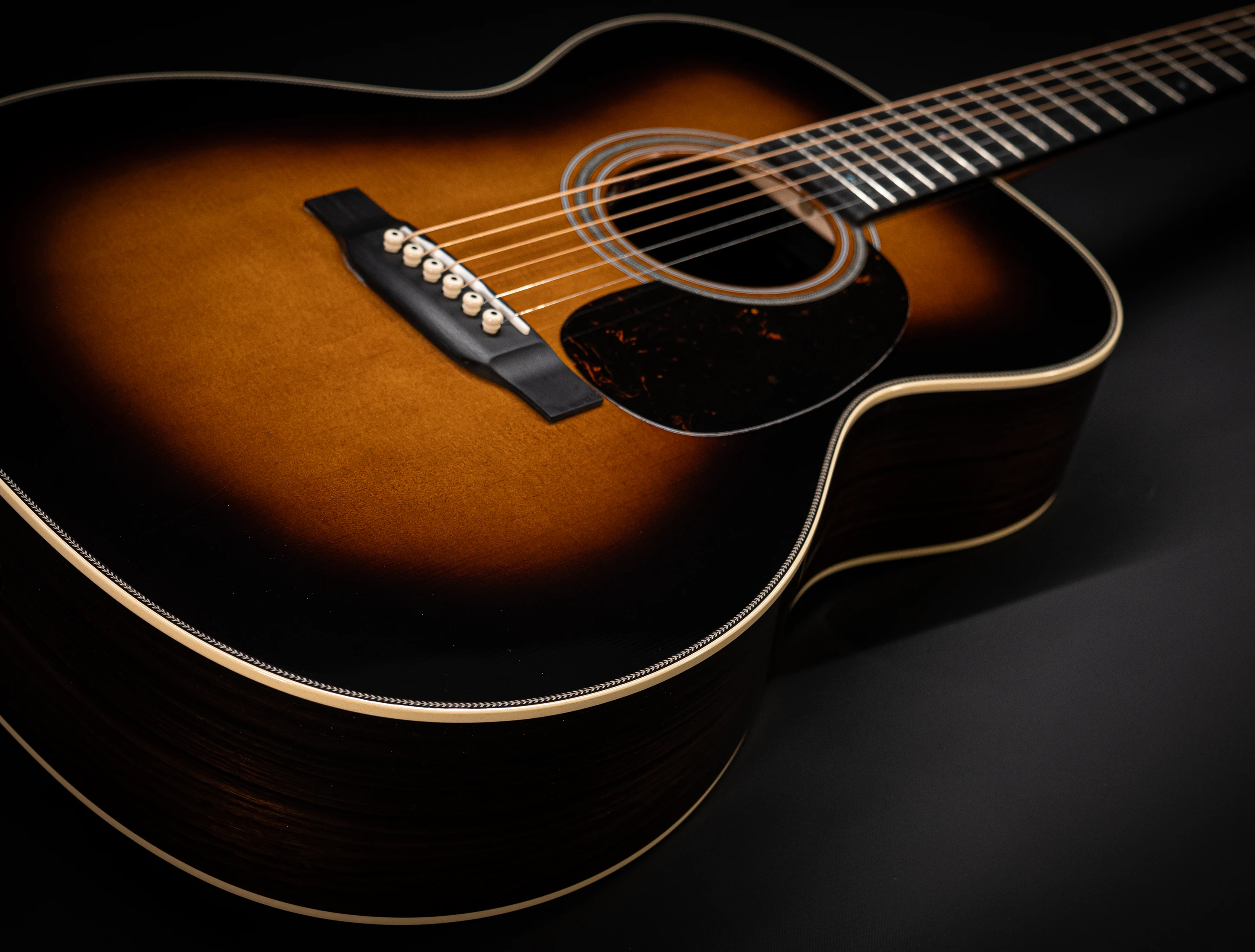 Galerie anzeigen (24 Bilder) a172404 Martin 000-28EC E LRB Eric Clapton - LR Baggs VTC Musikhaus-Hermann