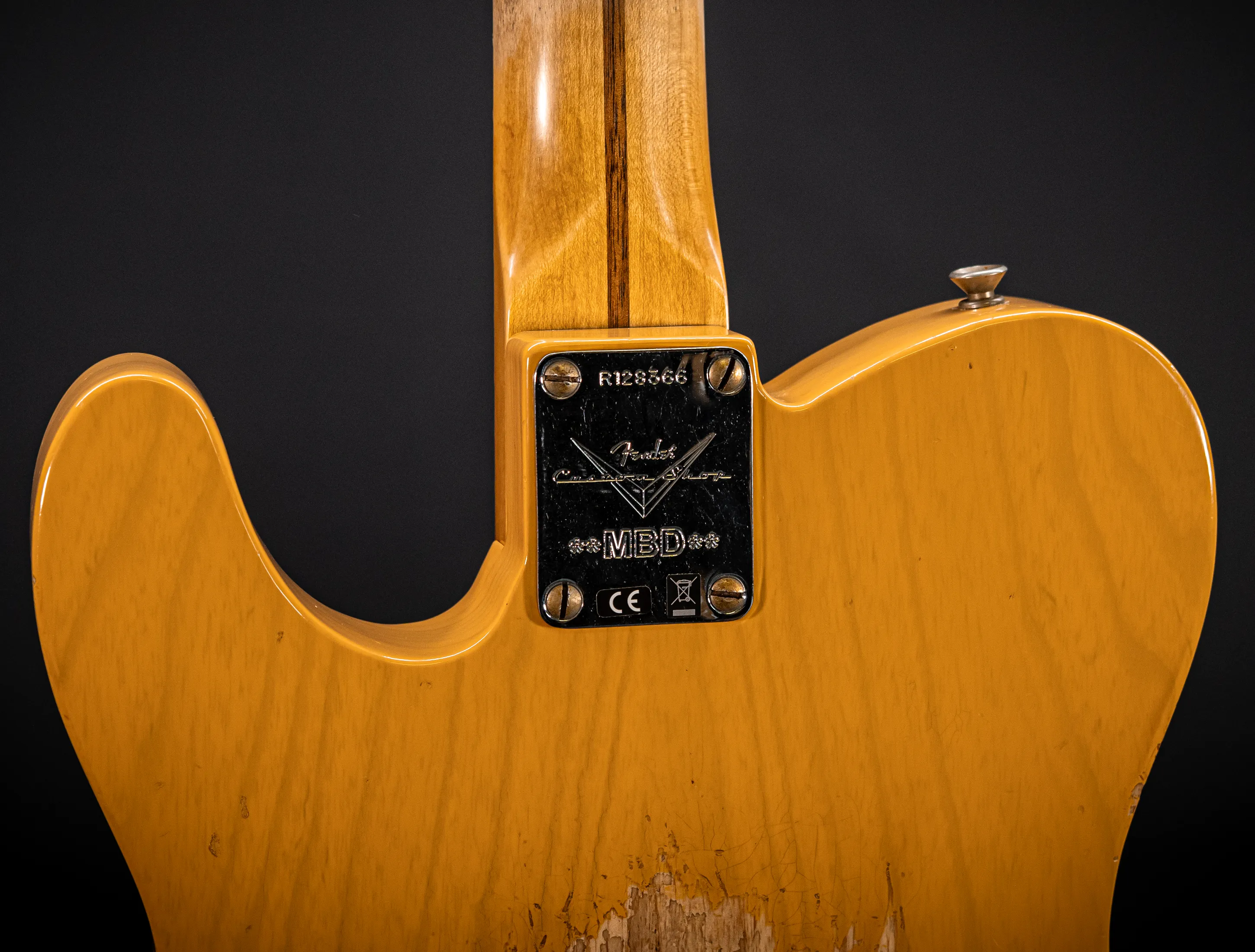 a173263Fender MBD Limited 1952 Humbucker Telecaster Heavy Relic - Butterscotch Blonde Muikhaus-Hermann