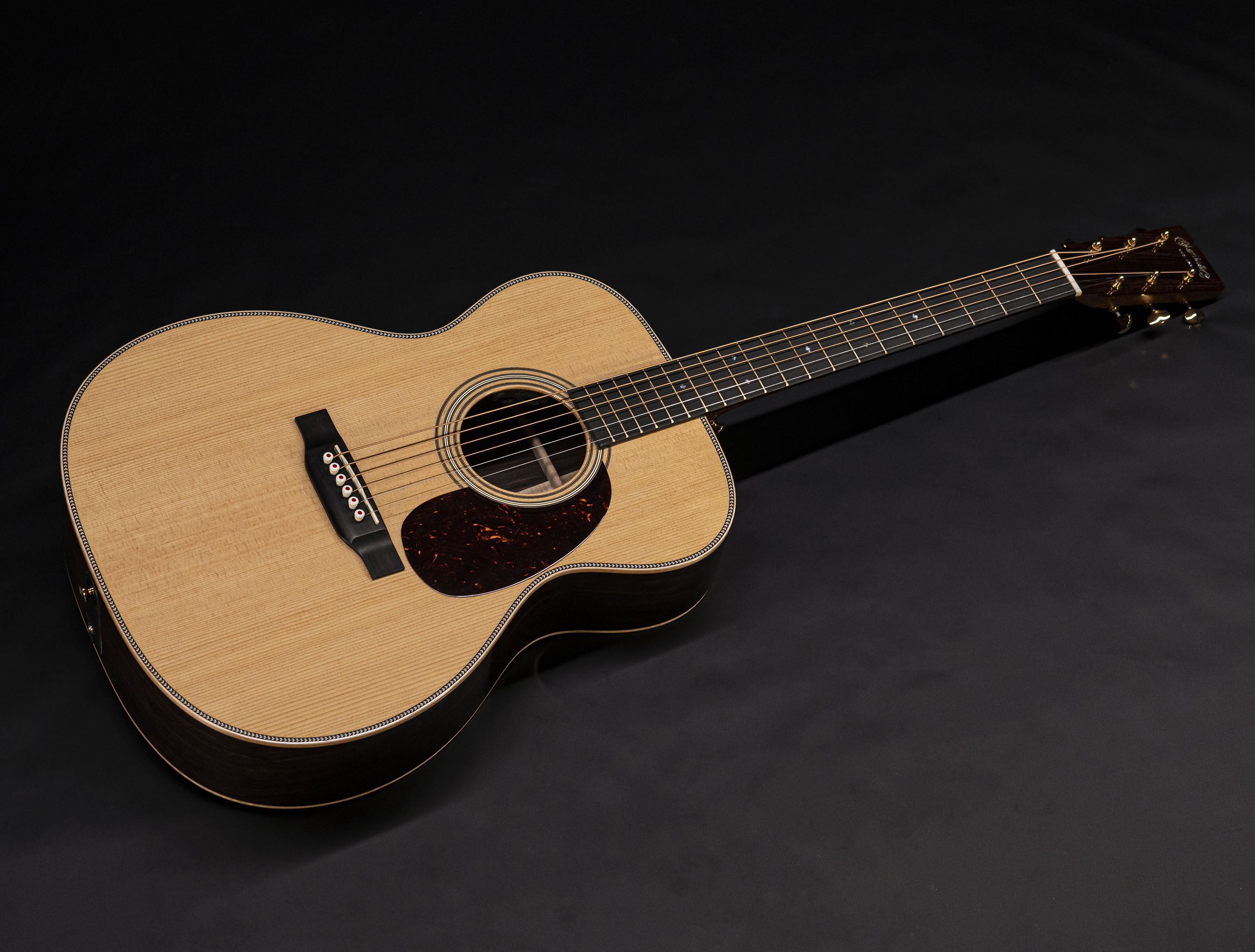 Show gallery (19 images) a10-5890-martin-000-28e-modern-deluxe