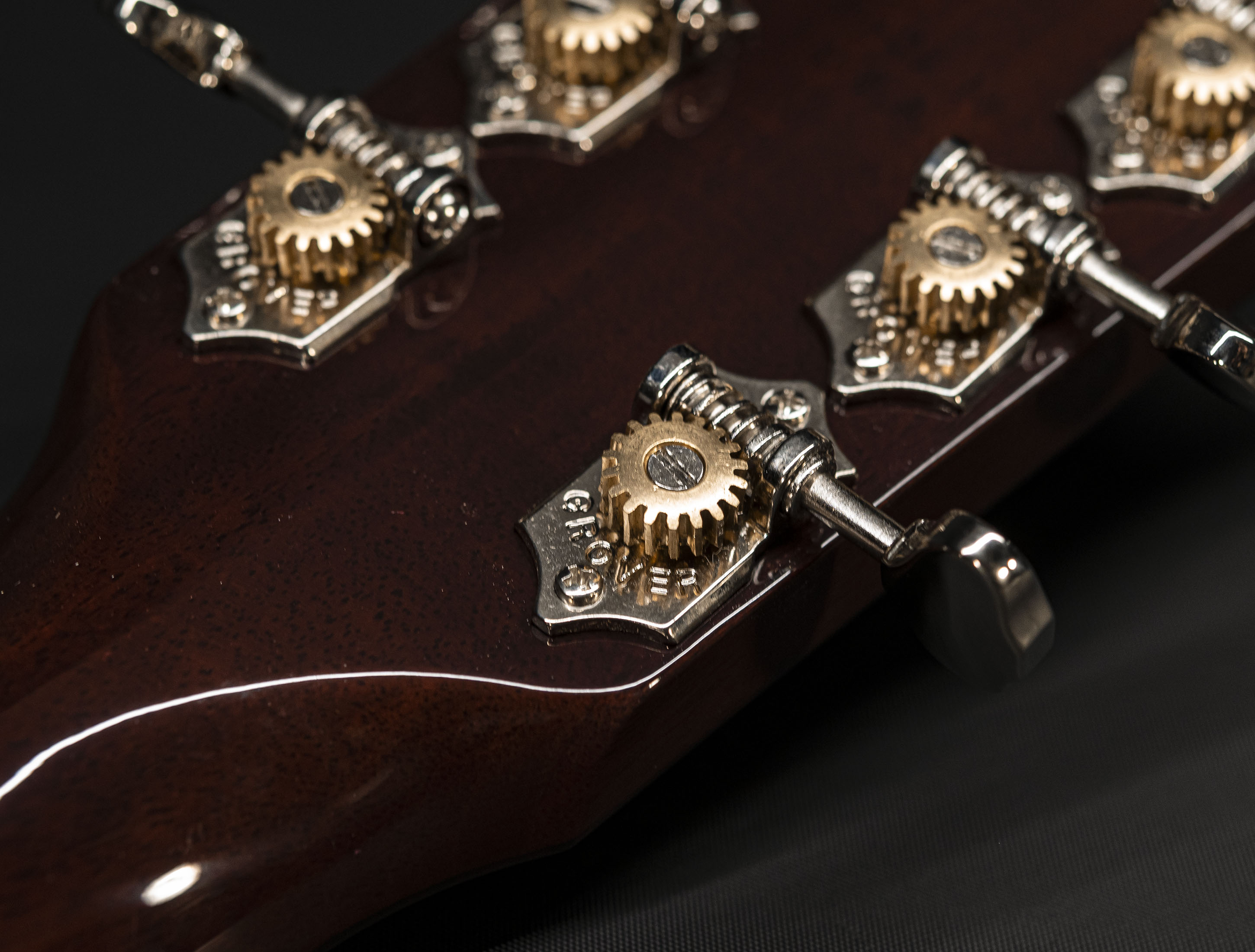 Galerie anzeigen (27 Bilder) a130248-gibson-keb-mo-3-0-j-45-12-fret