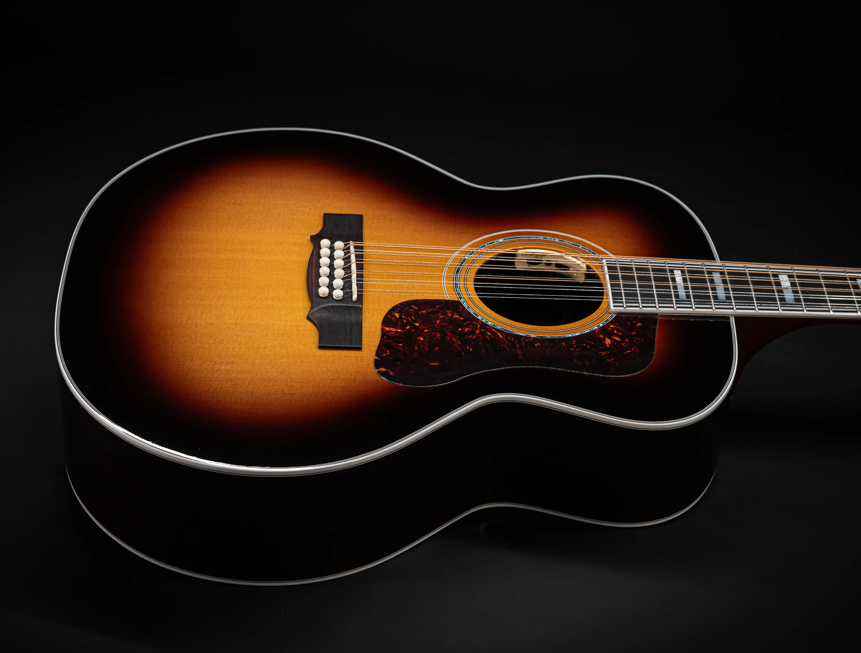 a175738-Guild-F-512E-ATB-Antique-Sunburst-L.R.Baggs-12-Saitig-USA-Musikhaus-Hermann-
