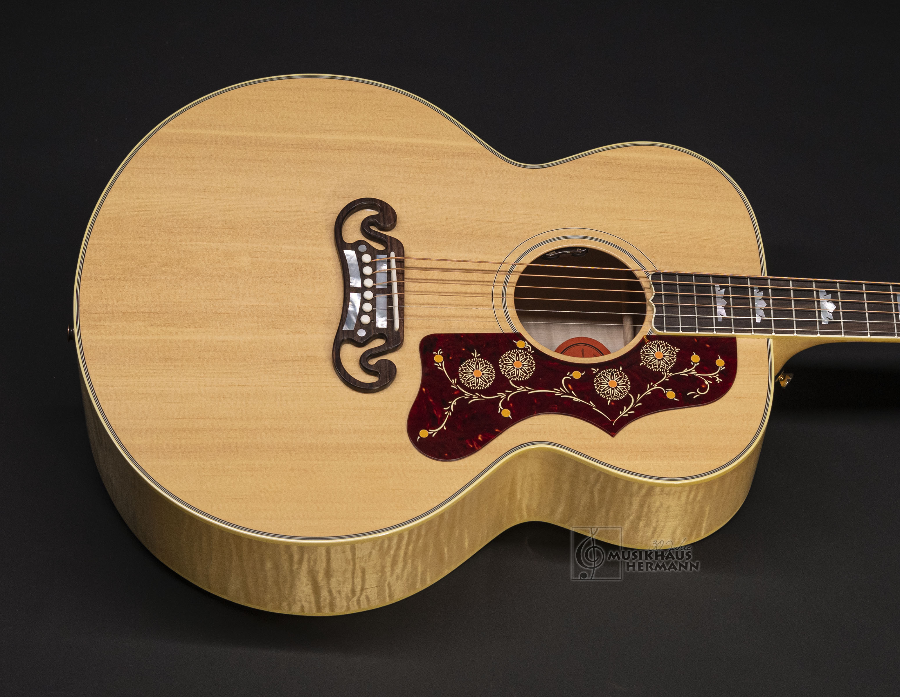 Show gallery (15 images) a8-6855-gibson-sj-200-original-an-antique-natural
