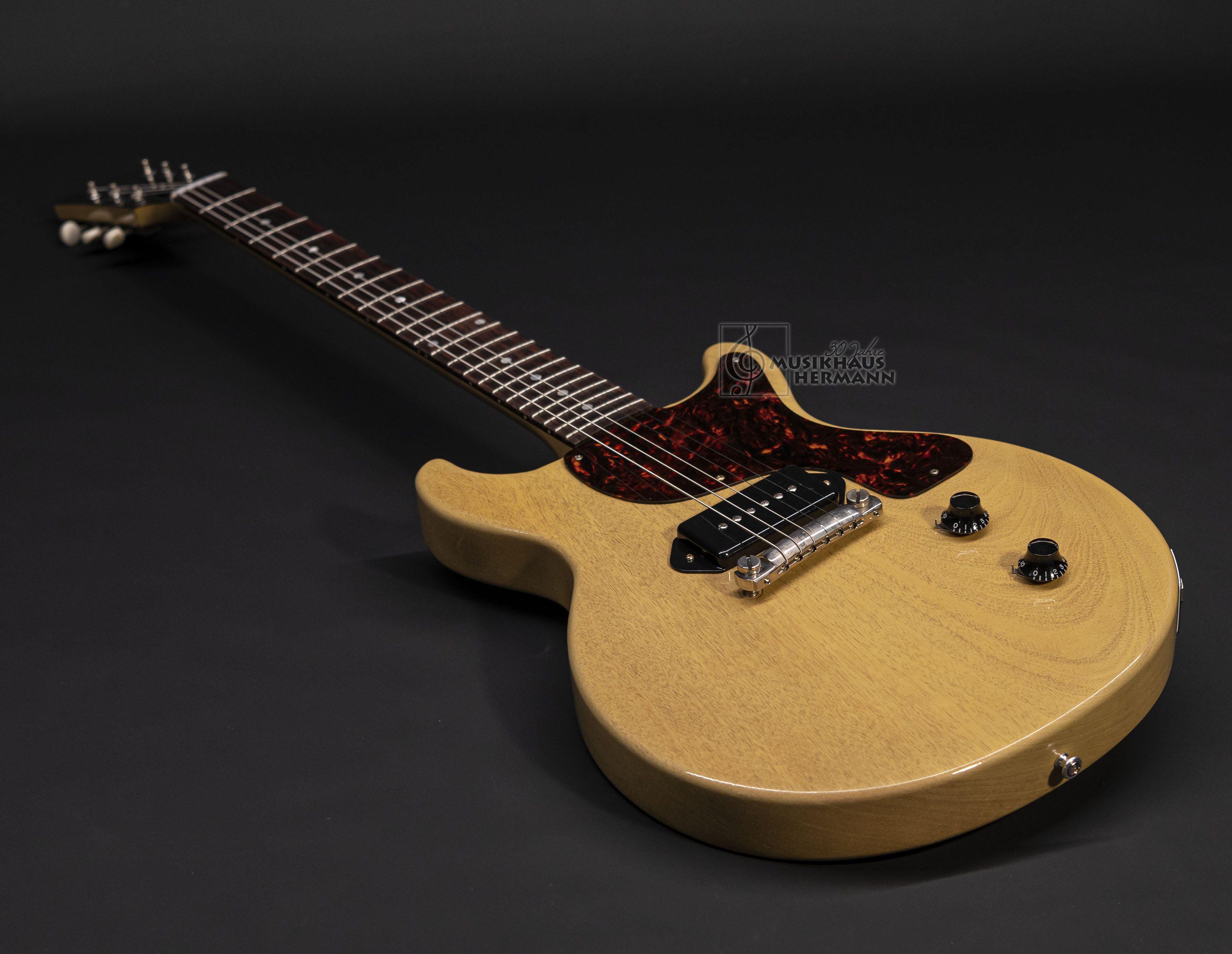 Galerie anzeigen (13 Bilder) a8-4973 gibson-les-paul-junior-1958-double-cut-tv-yellow