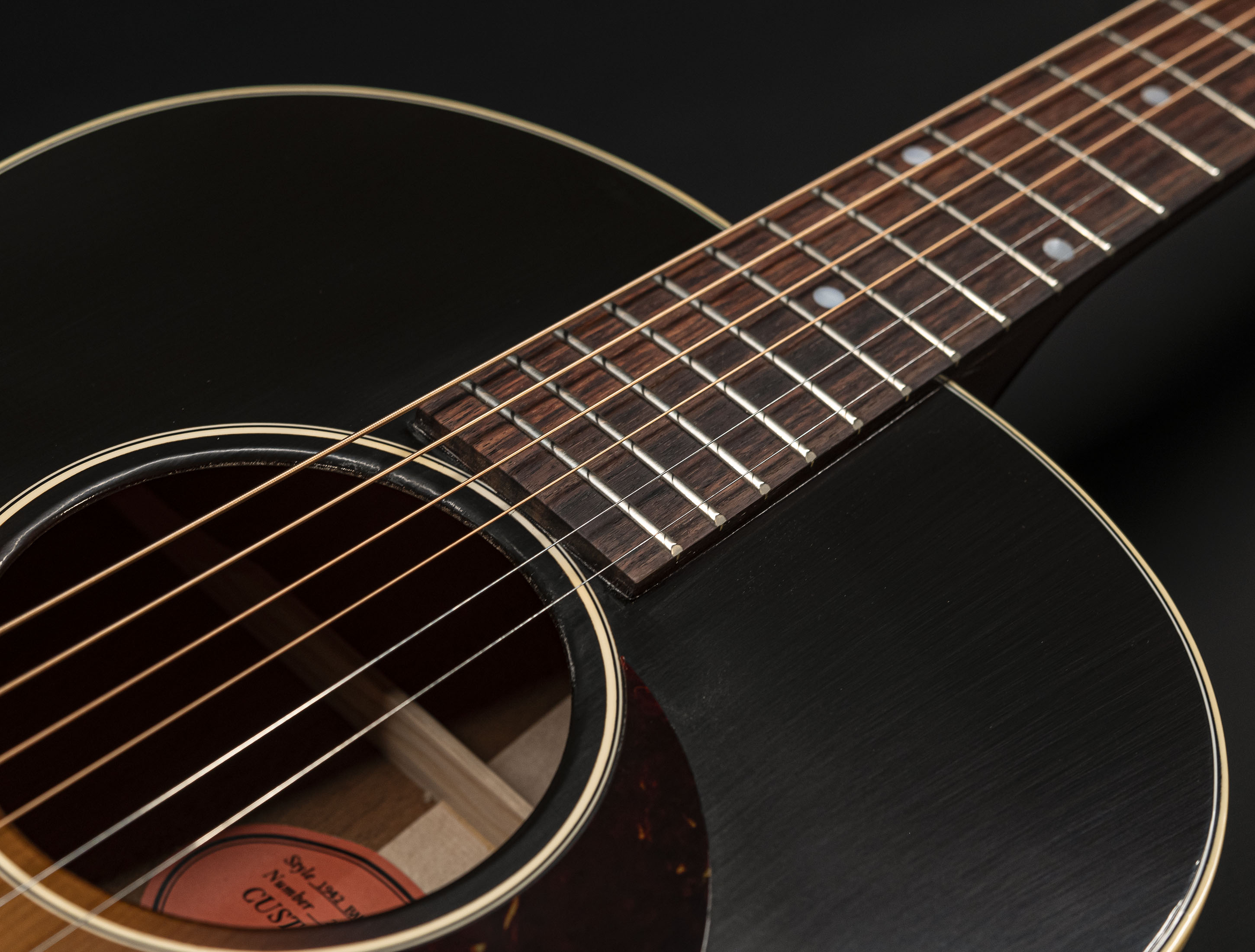 Show gallery (24 images) a133366 gibson-lg-2-1942-banner-vintage-sunburst