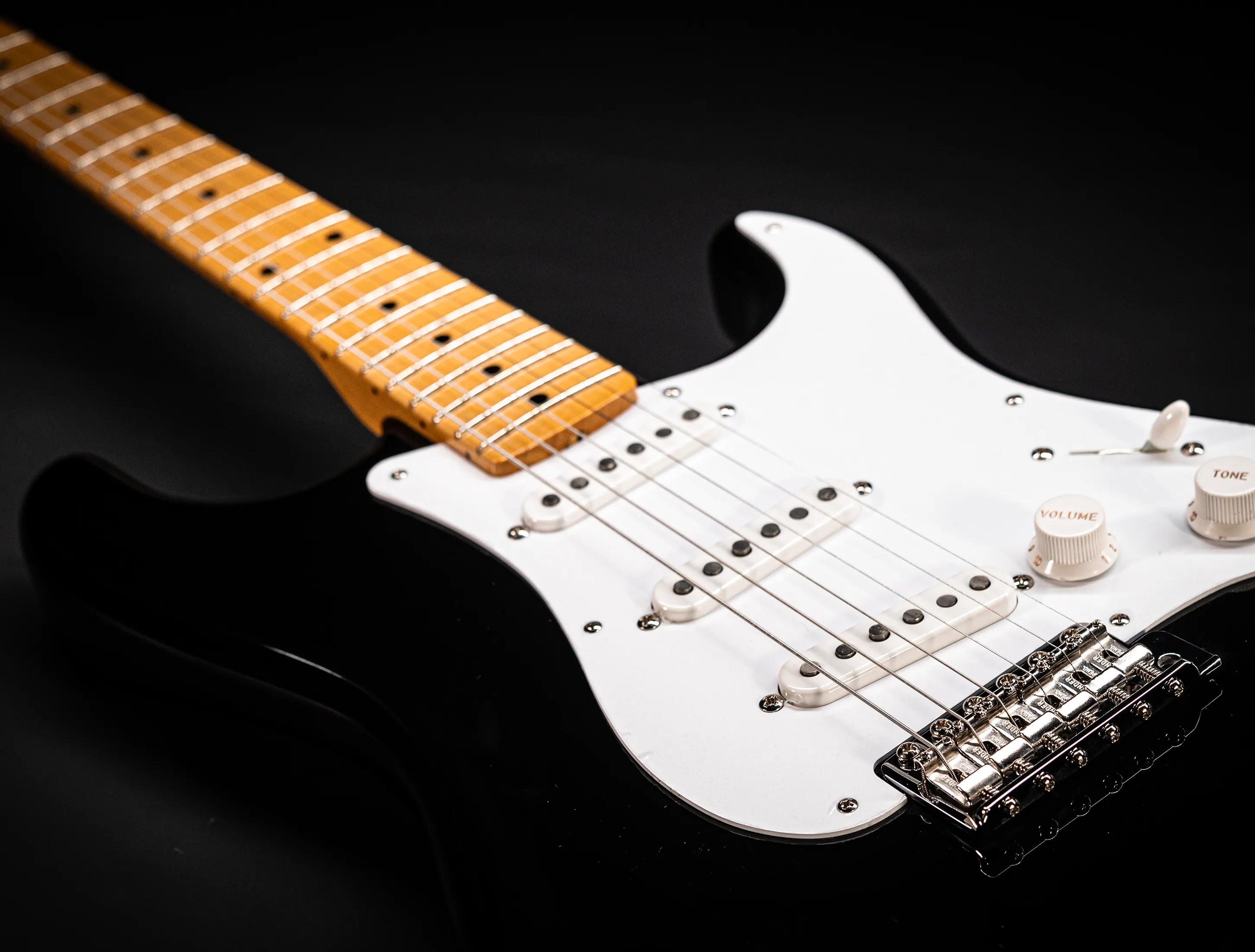 a164512 Fender 70th Anniversary Limited 1954 Stratocaster NOS - Black