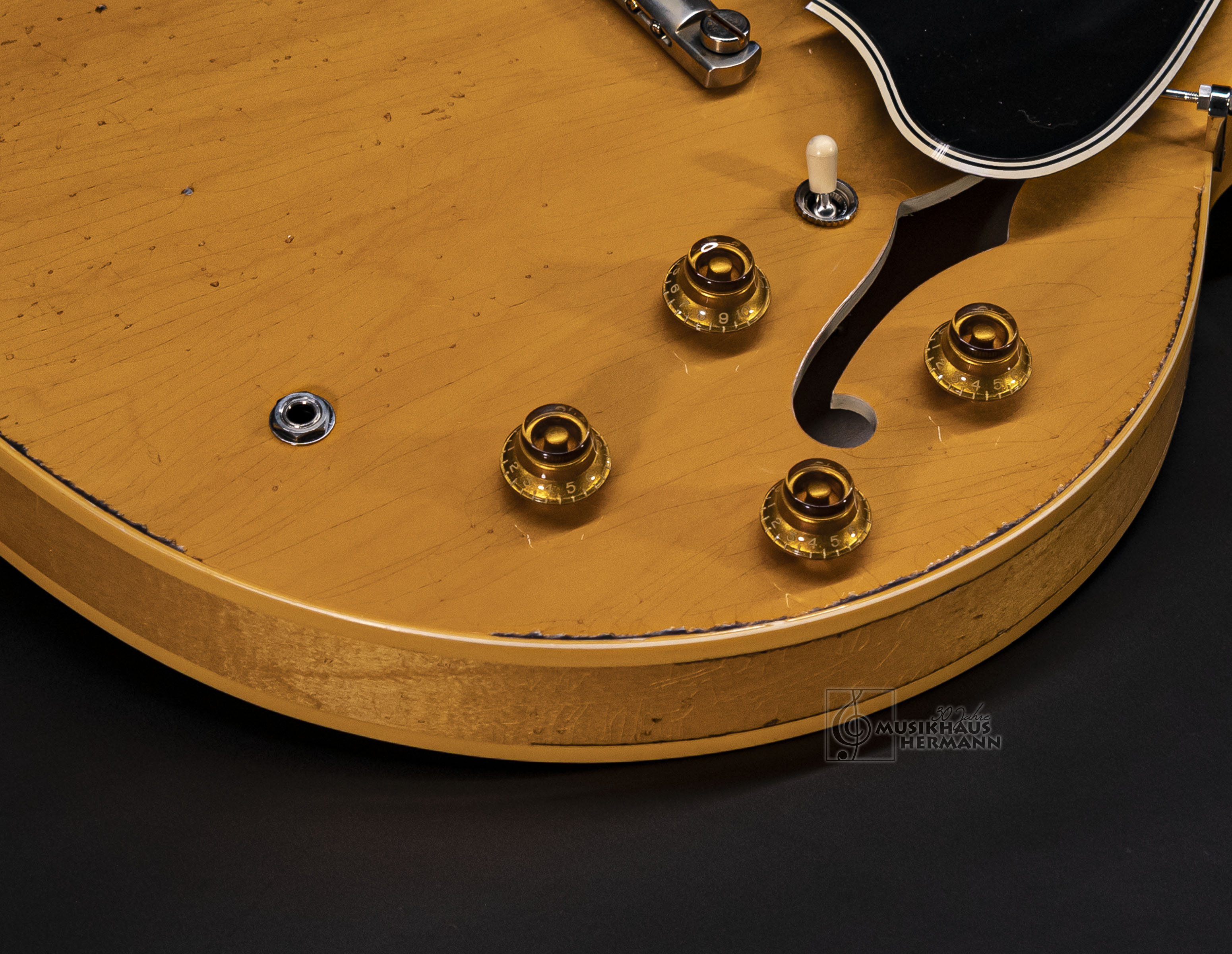 Show gallery (25 images) a10-3346-gibson-1959-es-335-vintage-natural-ultra-heavy-aged