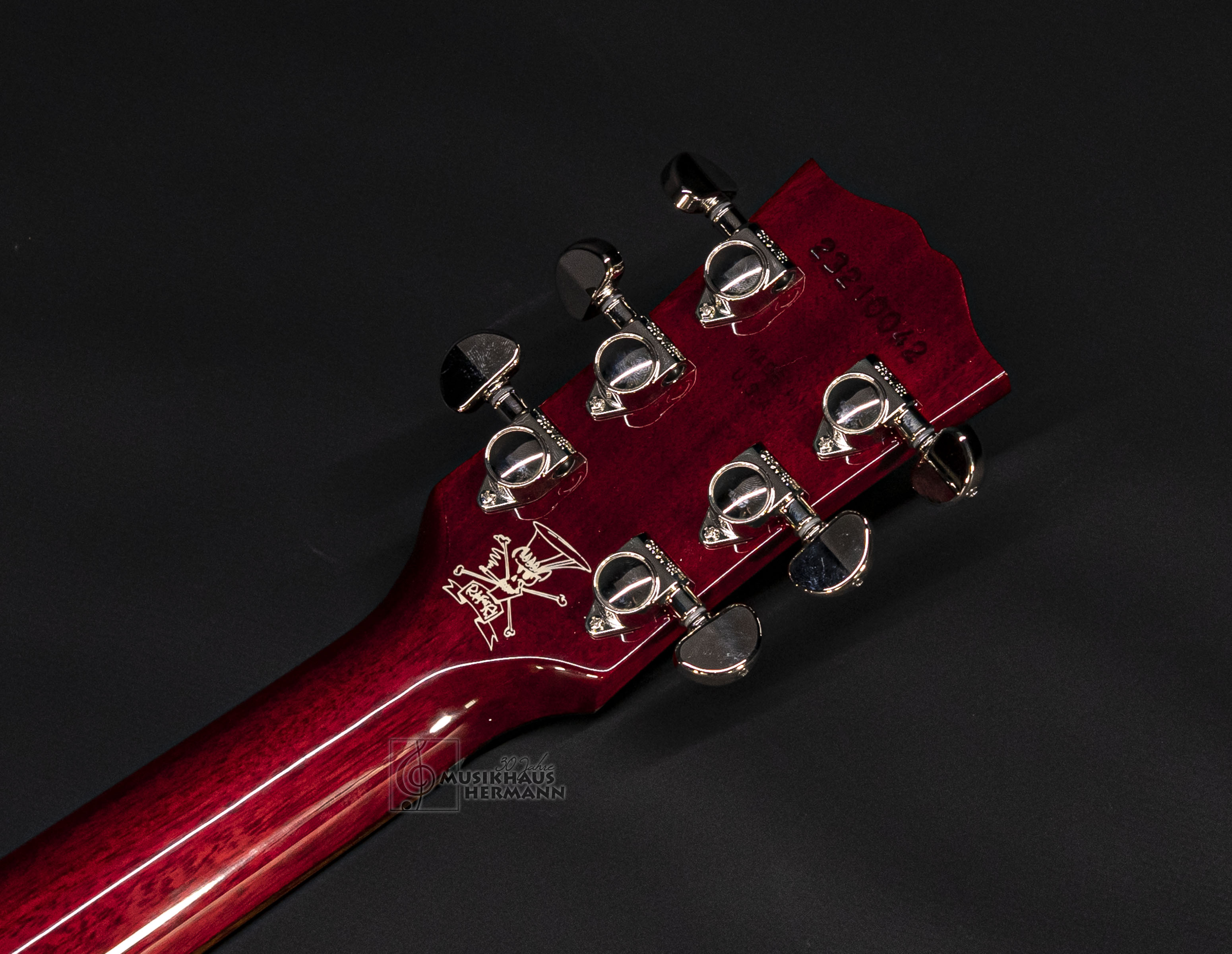 Galerie anzeigen (19 Bilder) a9-1760 gibson-j-45-slash-signature-vermillion-burst