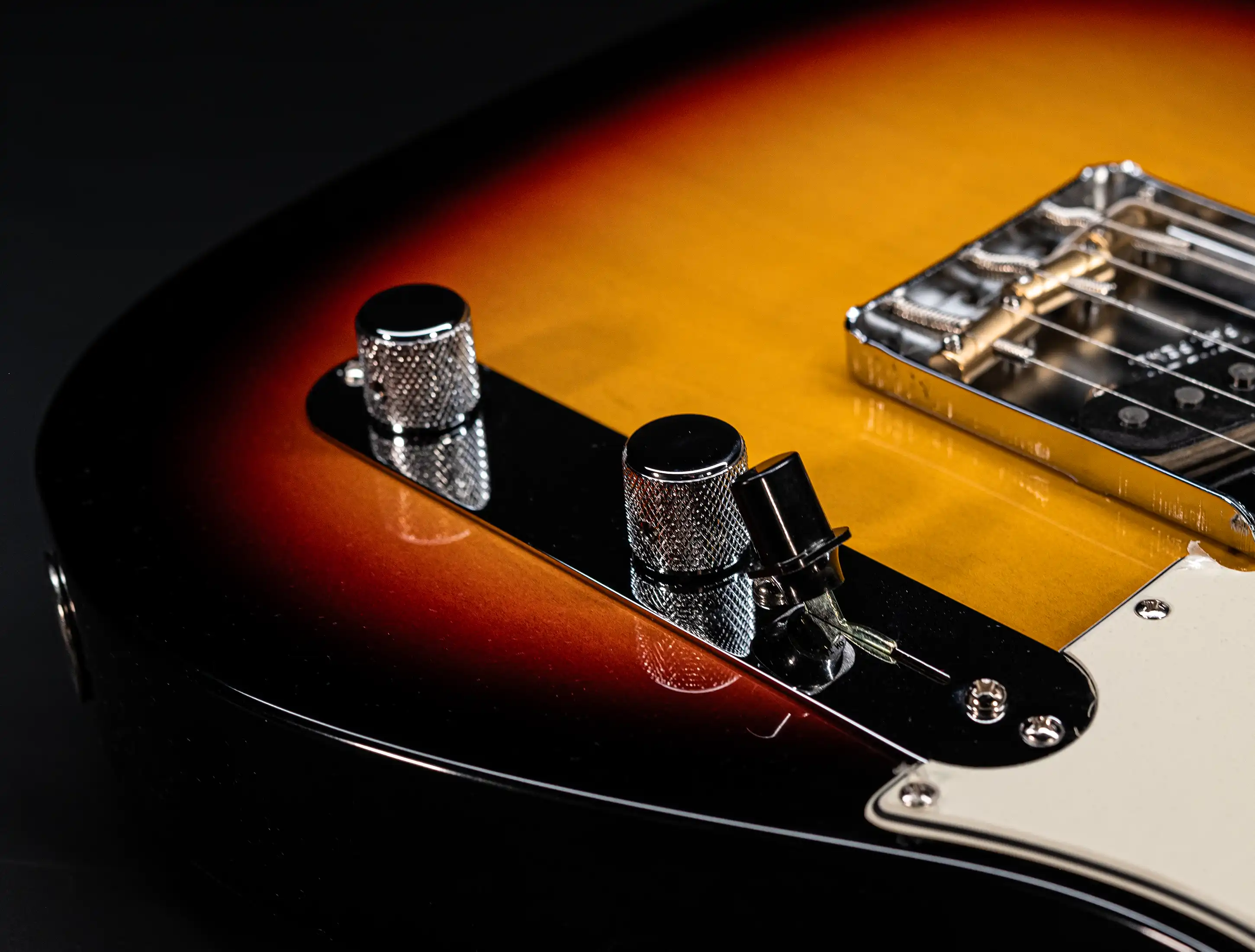 a154596 Fender-MBD-Limited-1963-Telecaster-Timeless-NOS-flame-Neck-Sunburst