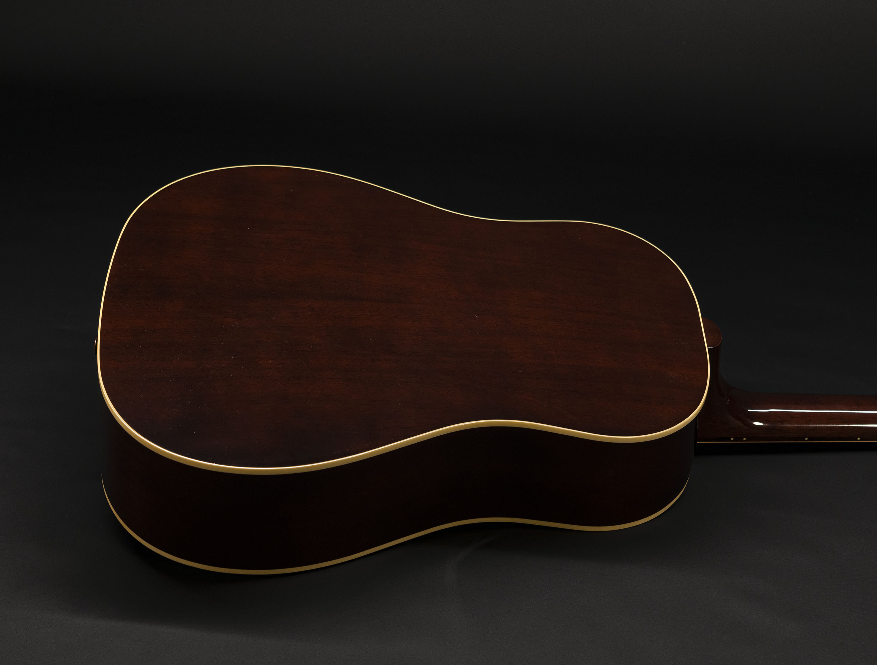 Show gallery (23 images) a128543 gibson-j-45-50s-original-vintage-sunburst