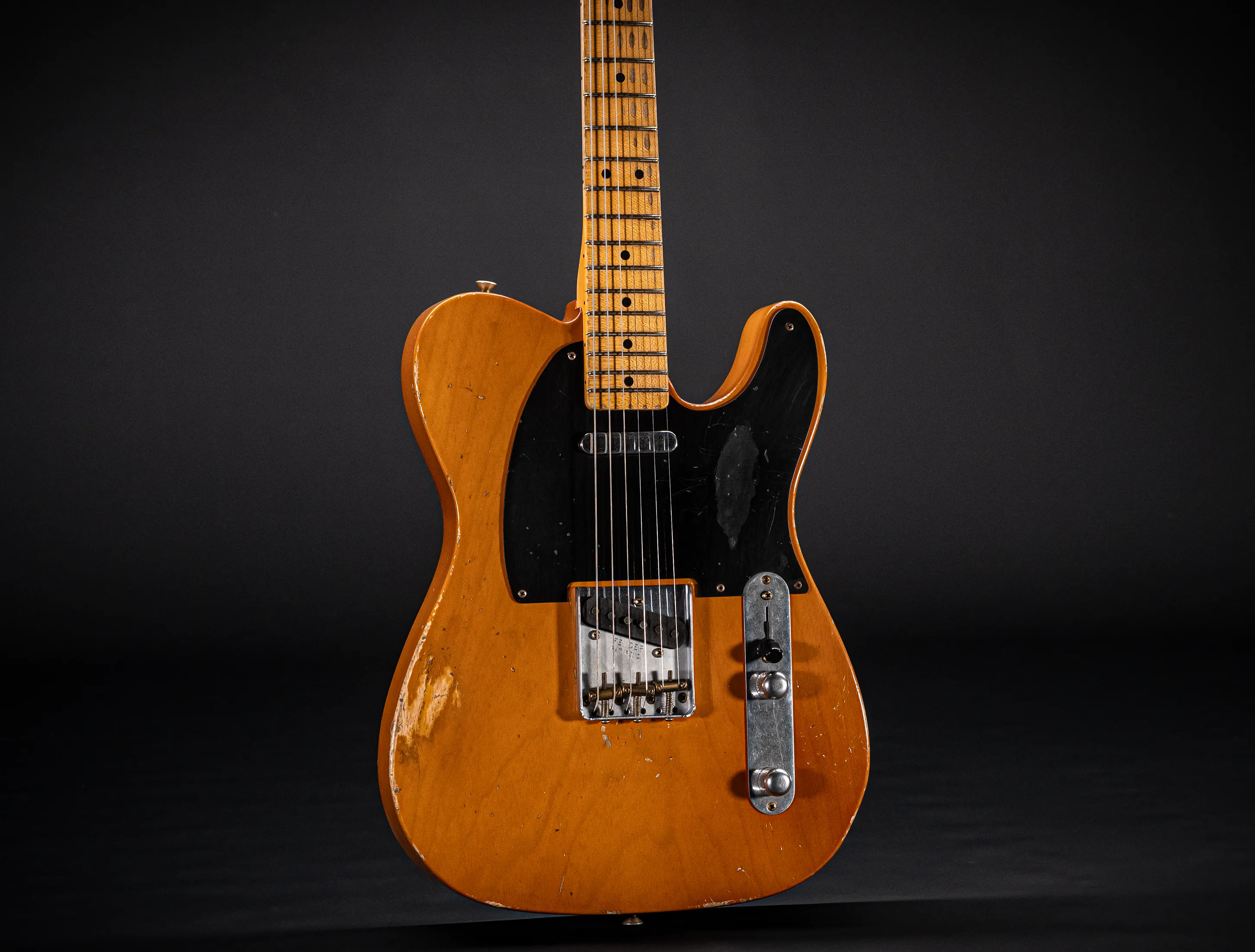 Fender Senior Masterbuilt Jason Smith 1952 Telecaster Relic - 1pc Ash Butterscotch Blonde