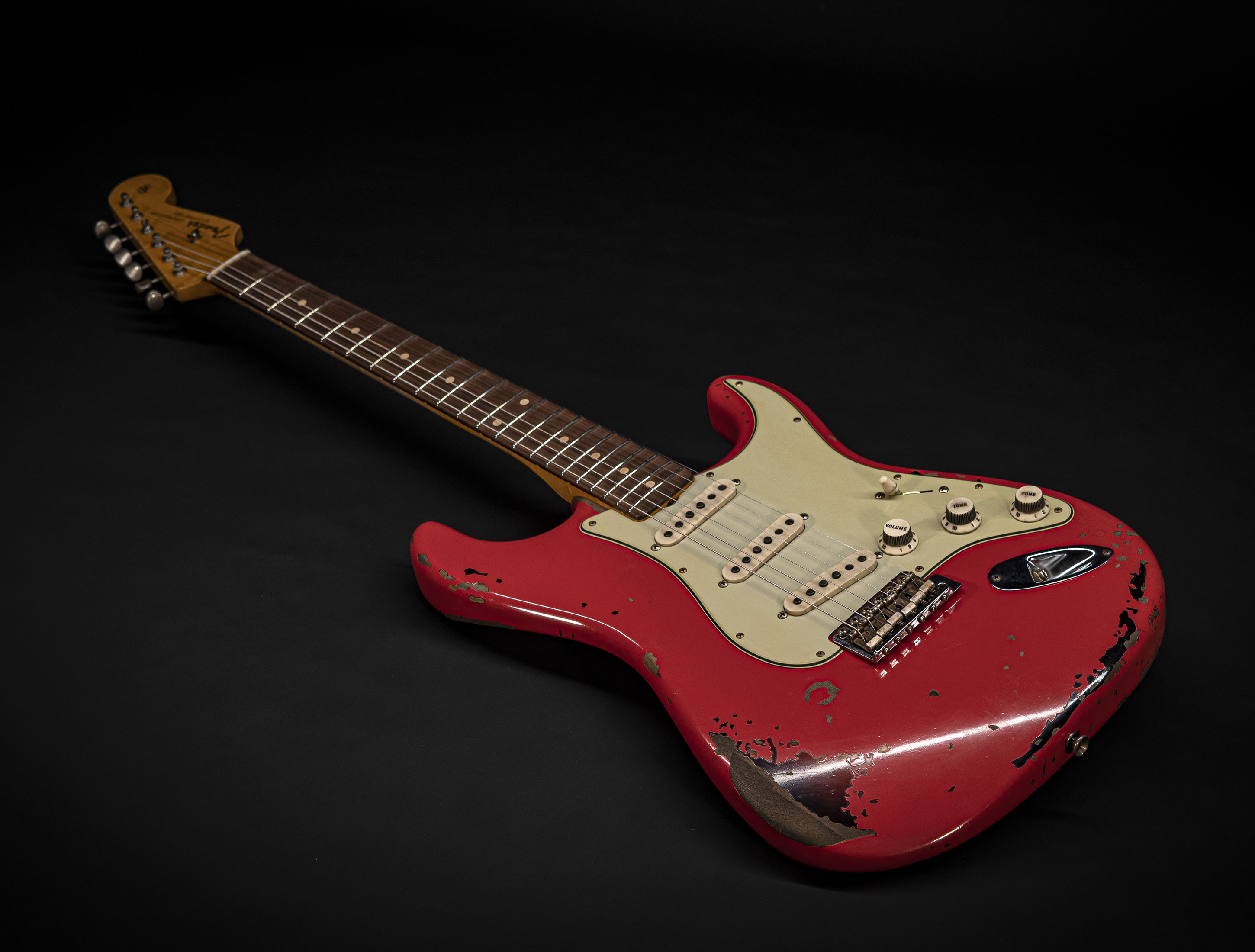 a138543_Fender-Custom-Shop-Michael-Landau-1963-Stratocaster-Fiesta-Red-over-3TSB a138543 fender-custom-shop-michael-landau-1963-stratocaster-fiesta-red-over-3tsb