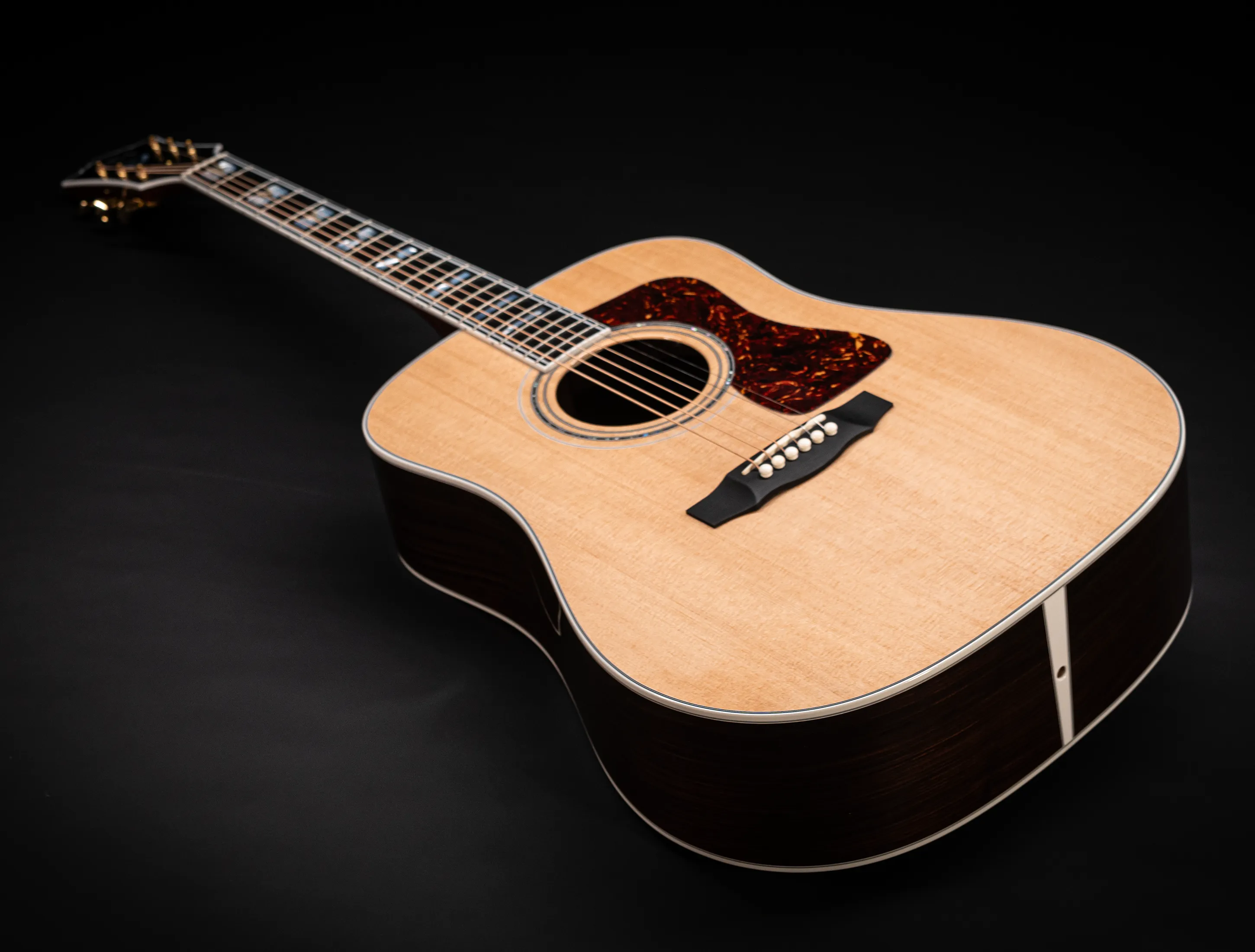 Show gallery (28 images) a156740 Guild D-55 Natural USA