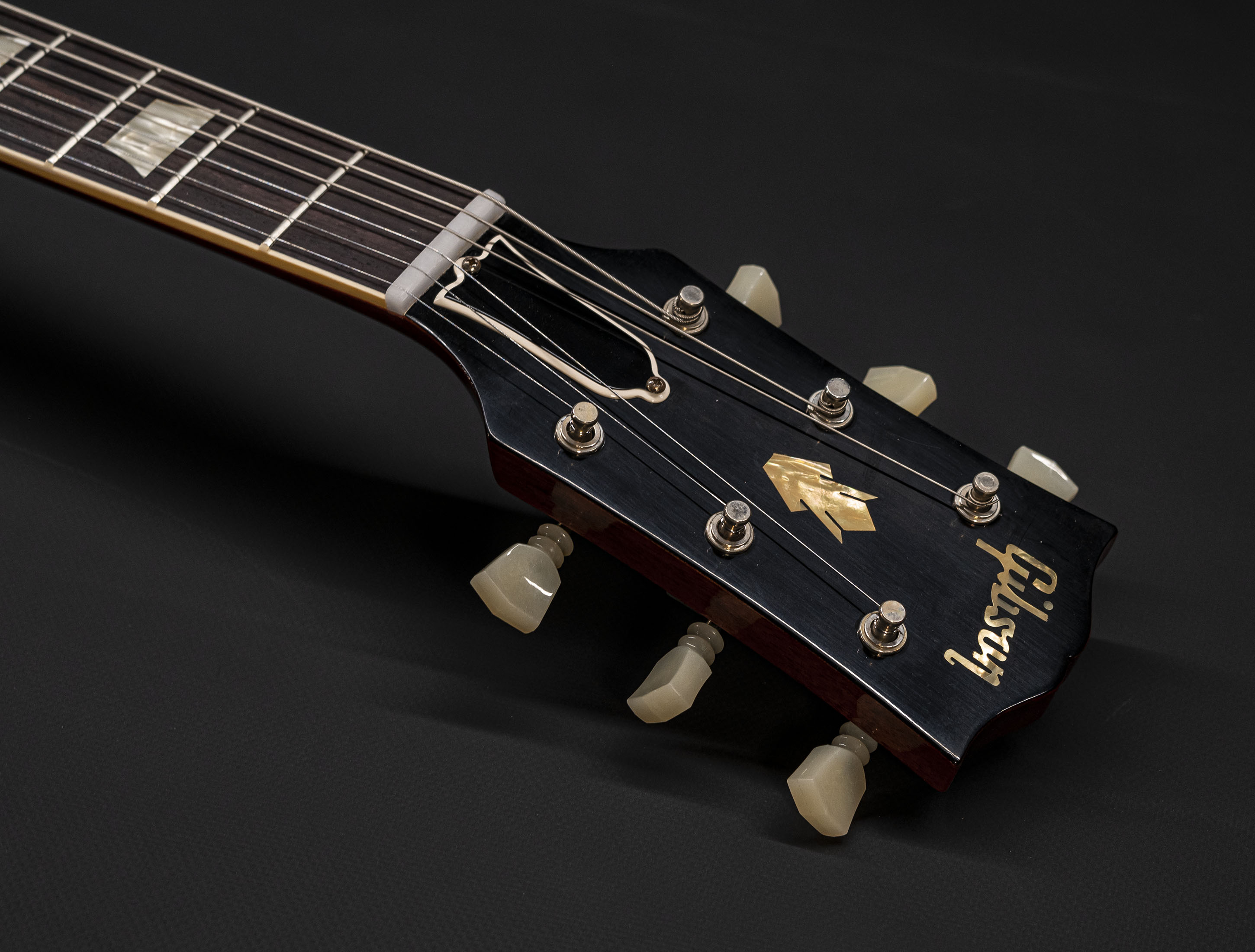 a125469-Gibson-SG-1964-Standard-Reissue-Maestro-Vibrola-Murphy-Lab-Ultra-Light-Aged-Cherry-Red a125469-gibson-sg-1964-standard-reissue-maestro-vibrola-murphy-lab-ultra-light-aged-cherry-red