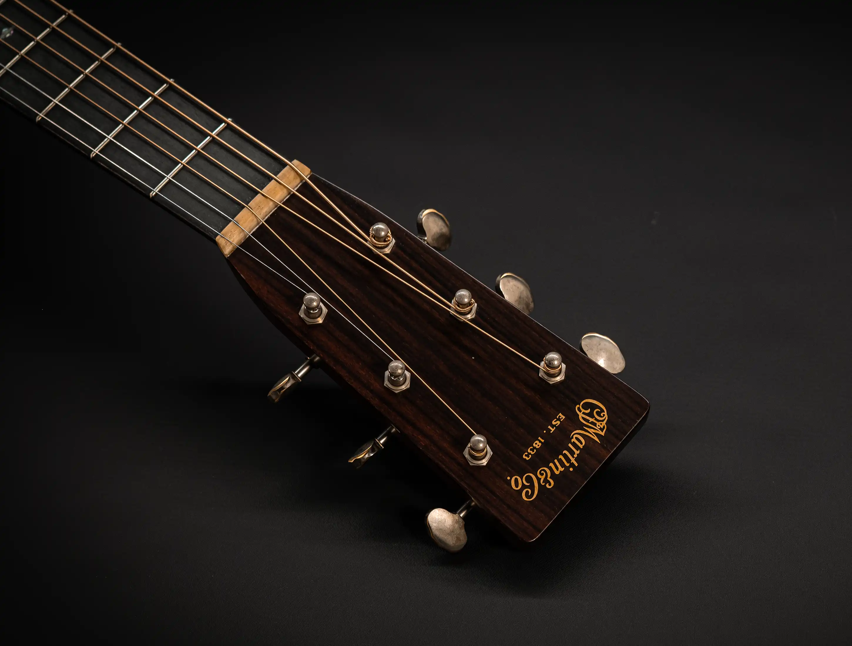 Show gallery (23 images) a154280 Martin-Custom-Shop-000-28-Authentic-1937-Vintage-Low-Gloss-Stage-1-Aging