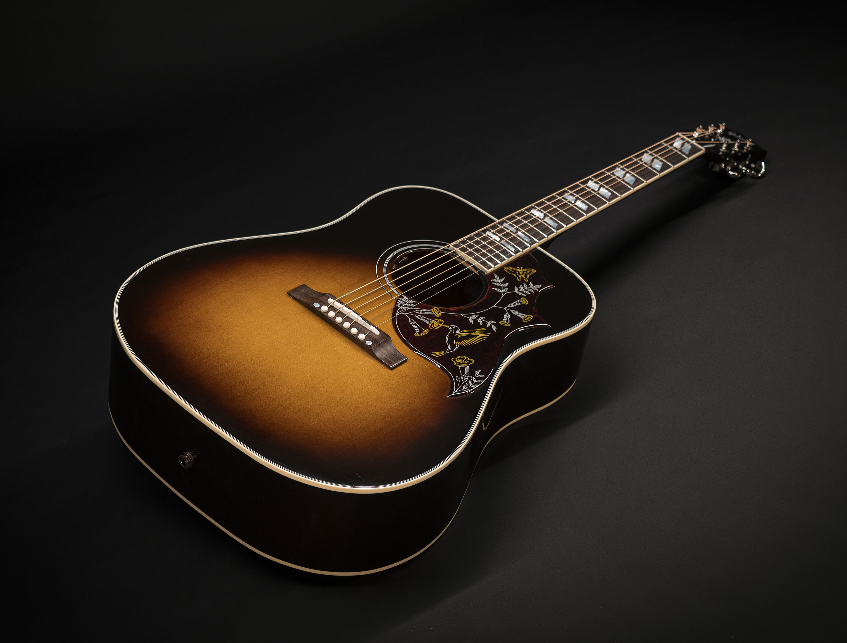Gibson Hummingbird VS Musikhaus Hermann